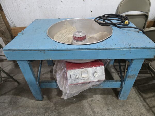 Cotton candy machine